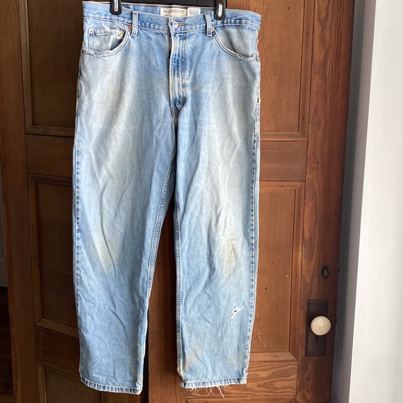 Vintage Men’s Levi’s 550 jeans. Relaxed Fit. Faded. Sz 36x30. - Picture 4 of 12